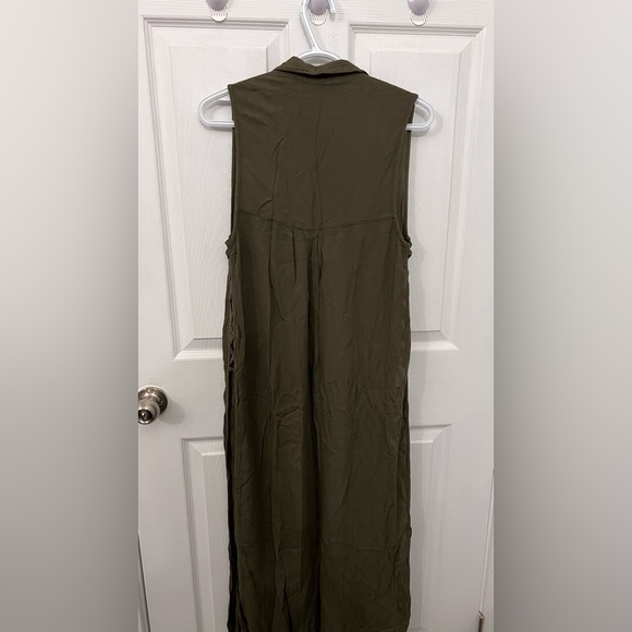 Beach cover-up - Picture 4 of 4